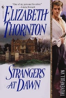 Bìa truyện Những Kẻ Lạ Mặt Lúc Bình Minh (Strangers At Dawn)