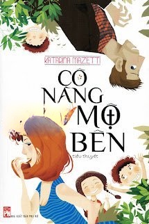 Cô Nàng Mộ Bên